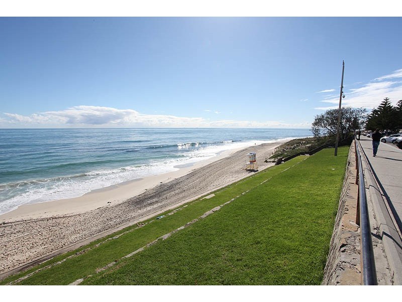10/20 Overton Gardens, Cottesloe WA 6011