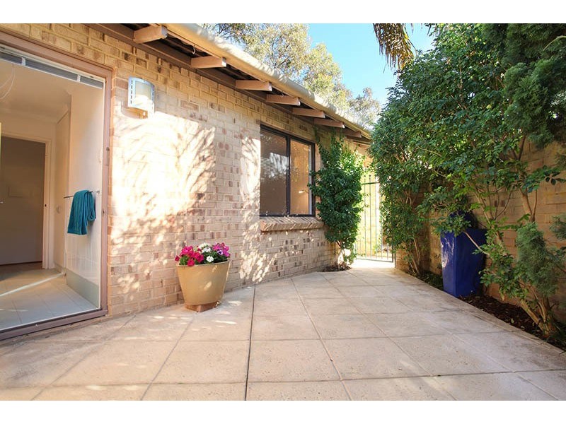 31/9 Brentham Street, Leederville WA 6007