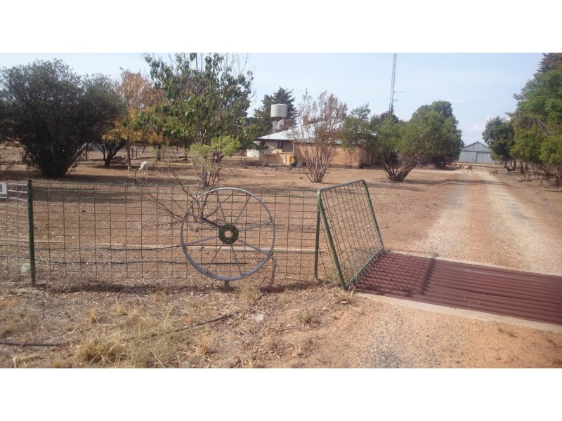 2718 kywong howlong rd, Brocklesby NSW 2642