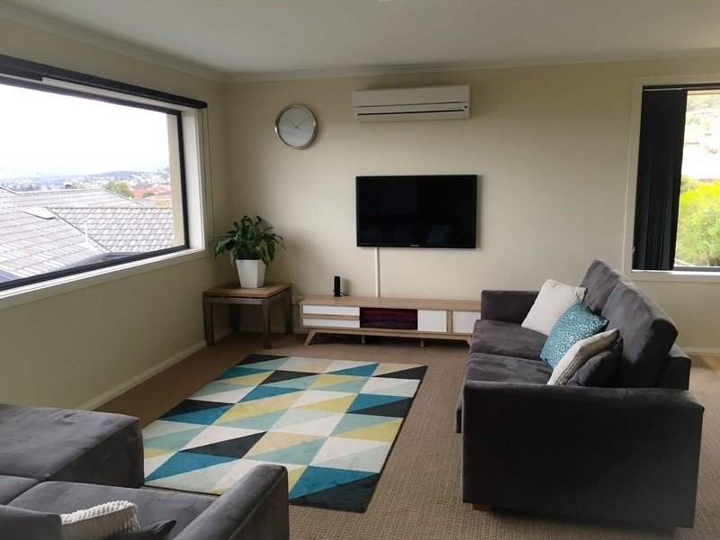 4 Somers Way, Howrah TAS 7018