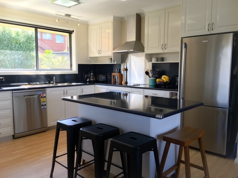4 Somers Way, Howrah TAS 7018