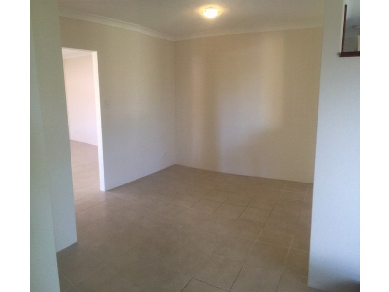 19 Whitcombe Way, Alexander Heights WA 6064