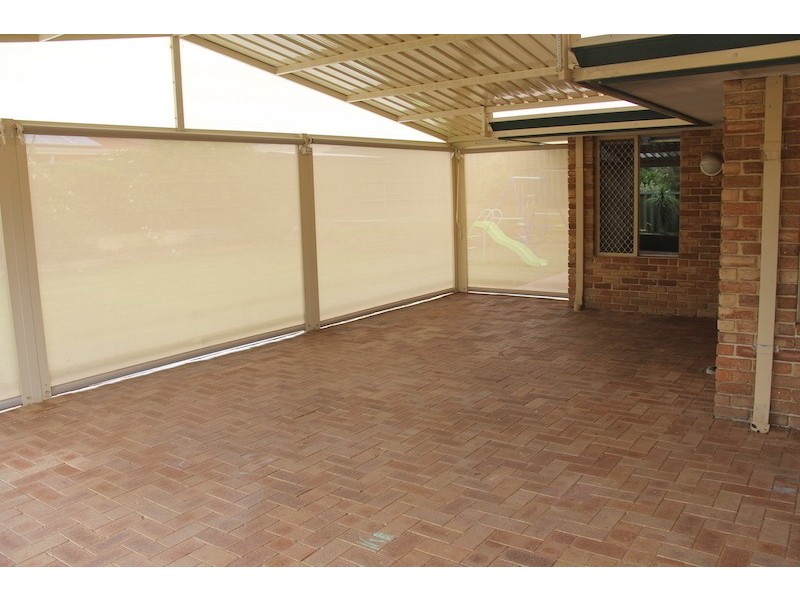 19 Whitcombe Way, Alexander Heights WA 6064