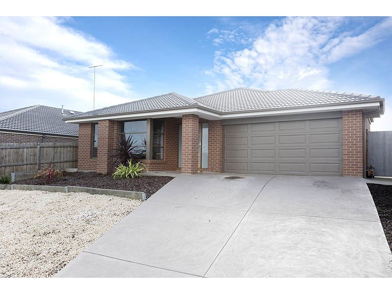 7 Tannin Way, Waurn Ponds VIC 3216