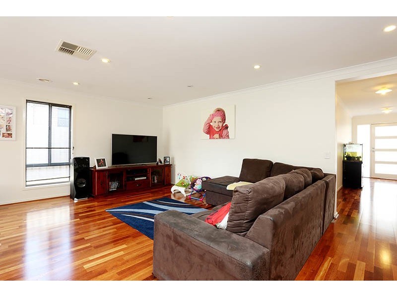 7 Tannin Way, Waurn Ponds VIC 3216