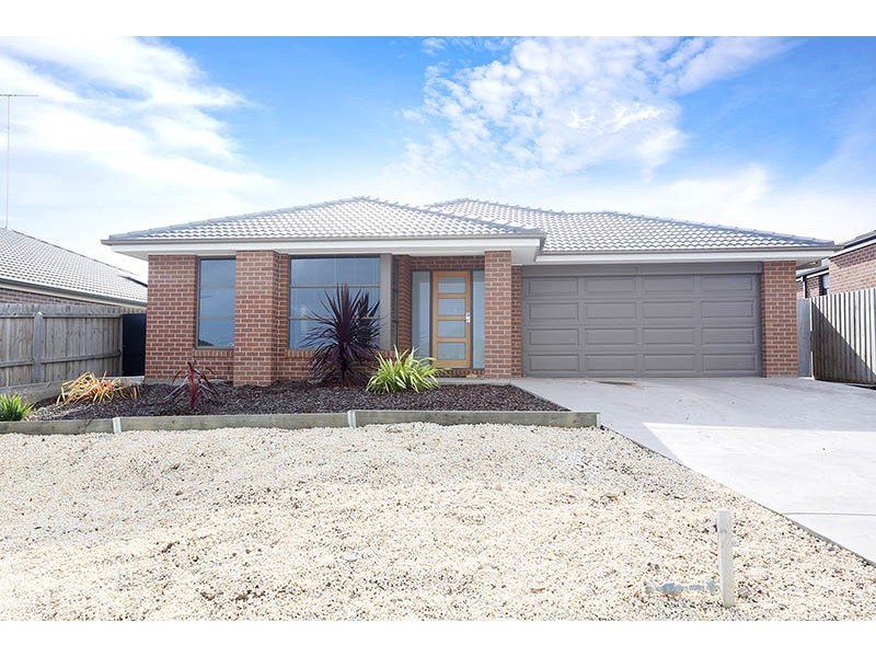 7 Tannin Way, Waurn Ponds VIC 3216