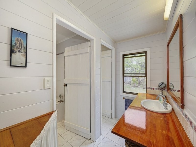 28 Platypus Drive, South Kolan QLD 4670