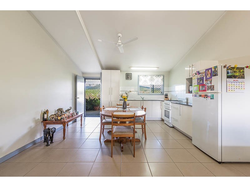 38 Mezzens Road, Sunnyside QLD 4737
