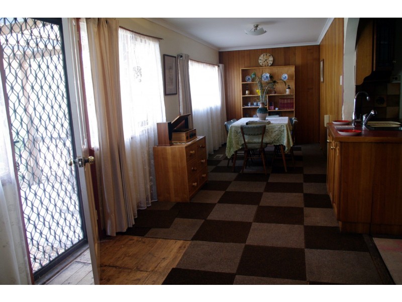 8 Simpson Avenue, Rupanyup VIC 3388