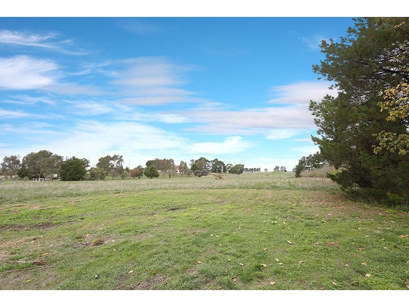 1566  Calder Highway, Taradale VIC 3447