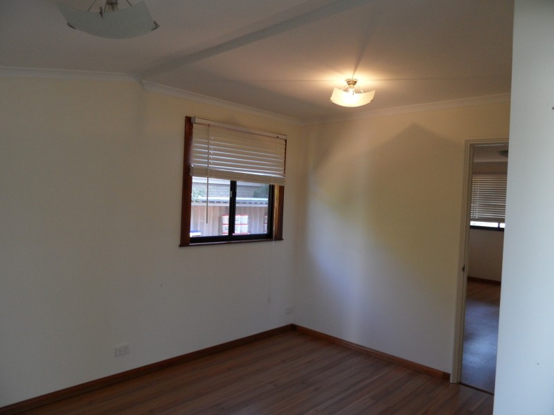 15 Murdoch Dve, Greenfields WA 6210