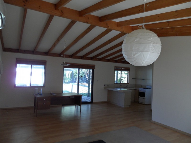 15 Murdoch Dve, Greenfields WA 6210