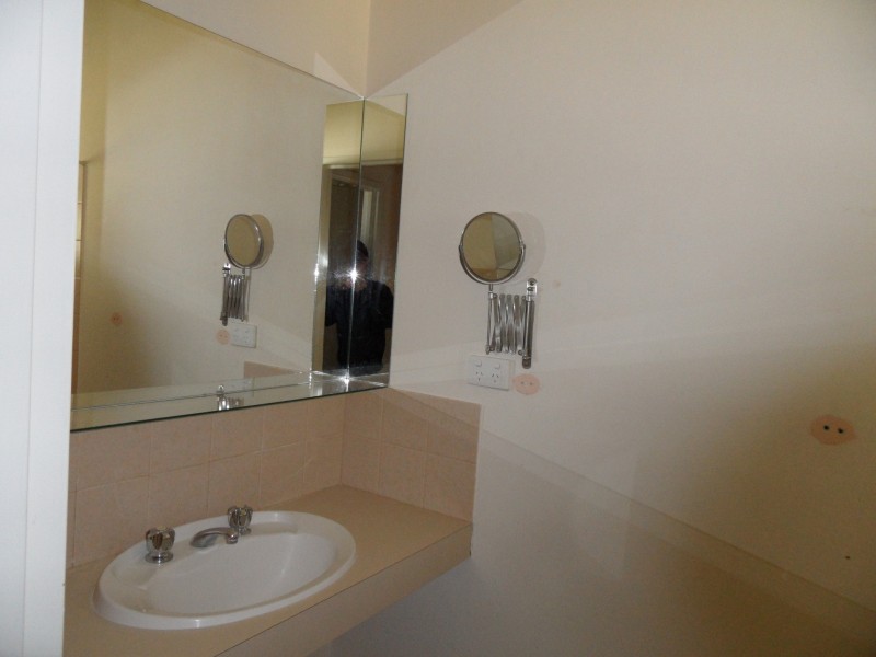 15 Murdoch Dve, Greenfields WA 6210