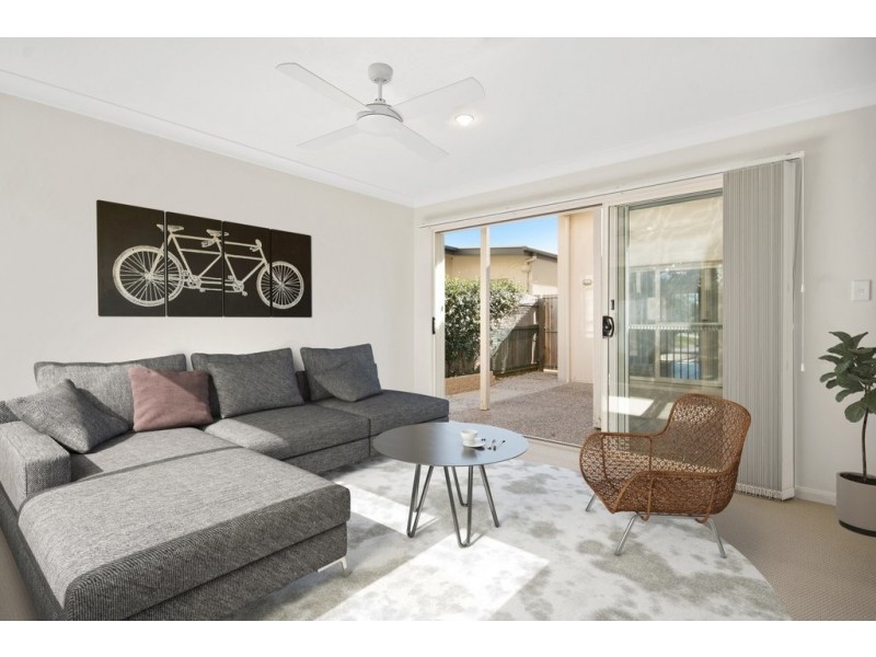 11  Tarawa Street, Parrearra QLD 4575