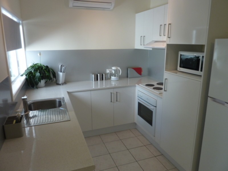 6/21 Bouganvillea Street, Holloways Beach QLD 4878