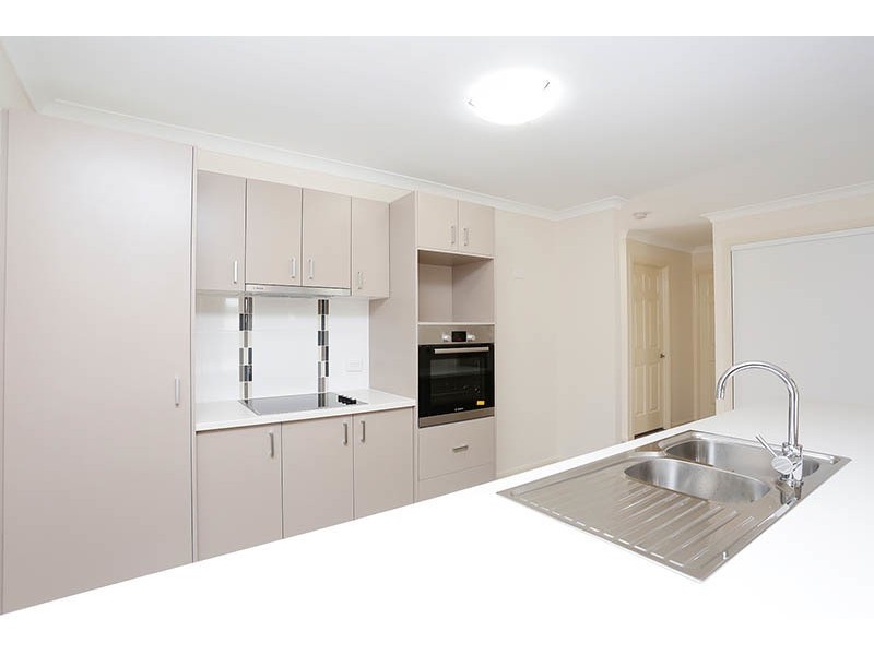 13 Byrne Street, Gatton QLD 4343