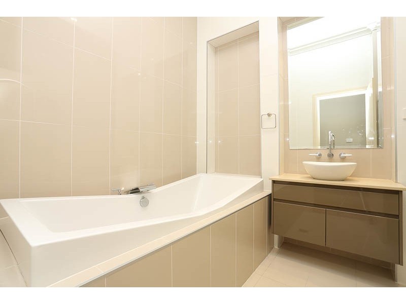 1A Earl Street, Roseville NSW 2069