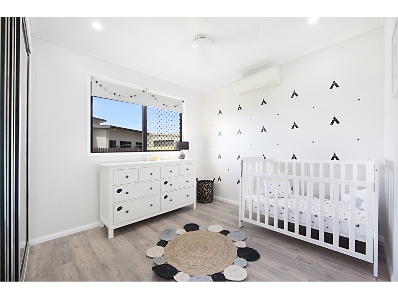 121 Sanctum Boulevard, Mount Low QLD 4818