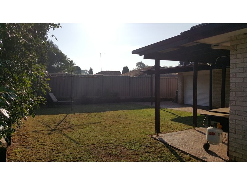 17 Marcellus Place, Rosemeadow NSW 2560
