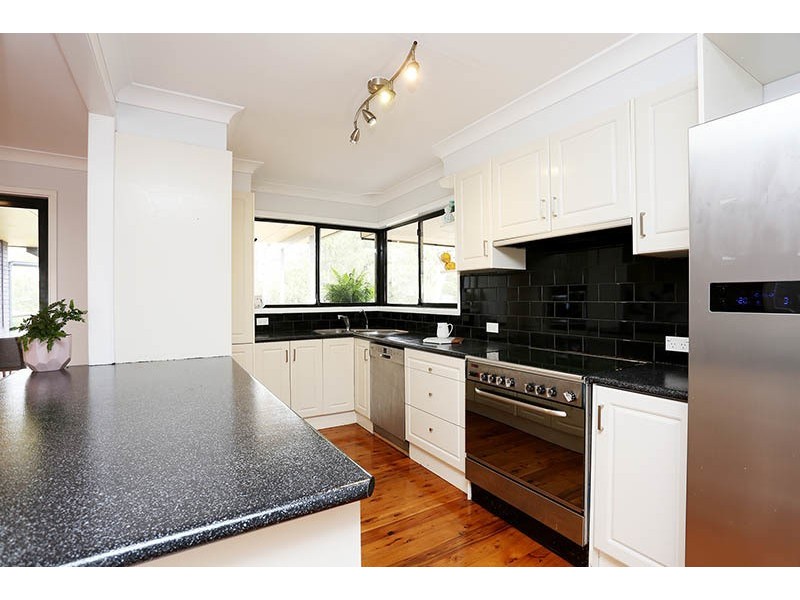 71  Chapman Prd, Faulconbridge NSW 2776