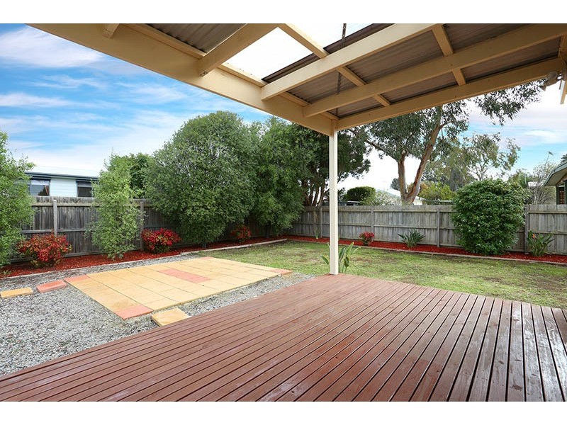 6 Irving Road, Cowes VIC 3922
