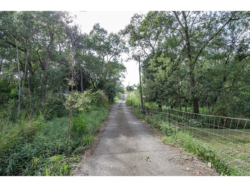 194 Yakapari-Habana Rd, The Leap QLD 4740