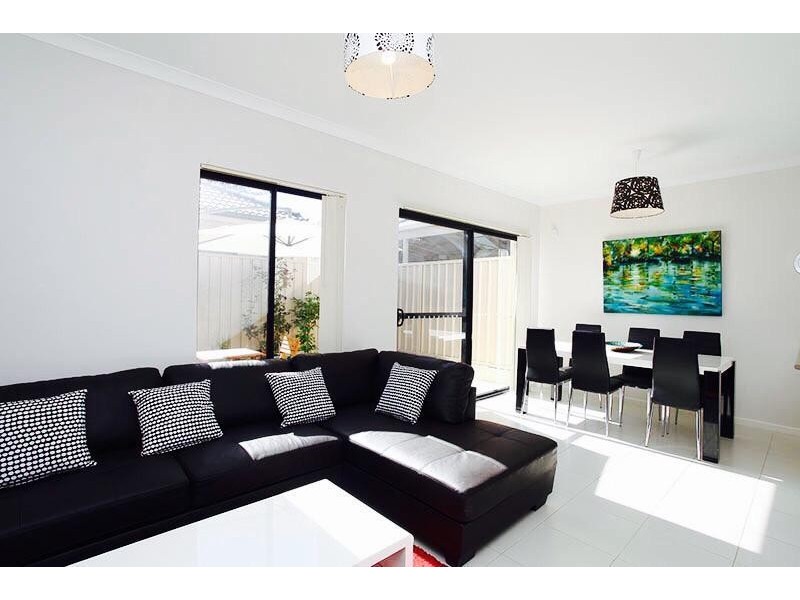 4/10 Cartmell Way, Balga WA 6061