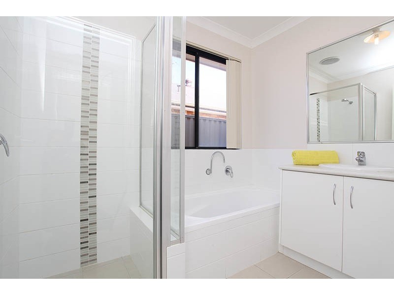 4/10 Cartmell Way, Balga WA 6061