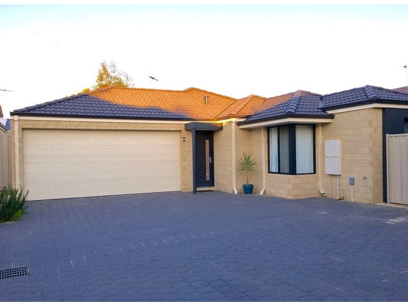 4/10 Cartmell Way, Balga WA 6061