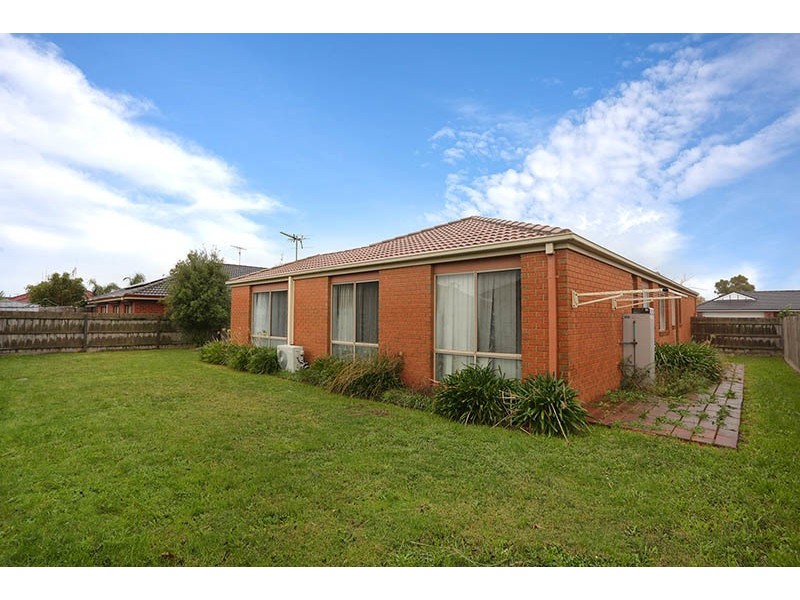 5 Mason Mews, Pakenham VIC 3810