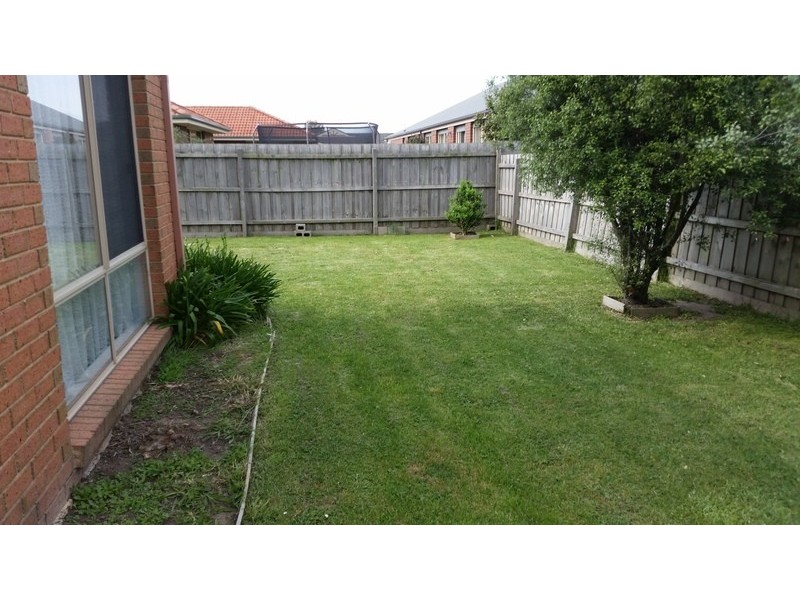 5 Mason Mews, Pakenham VIC 3810