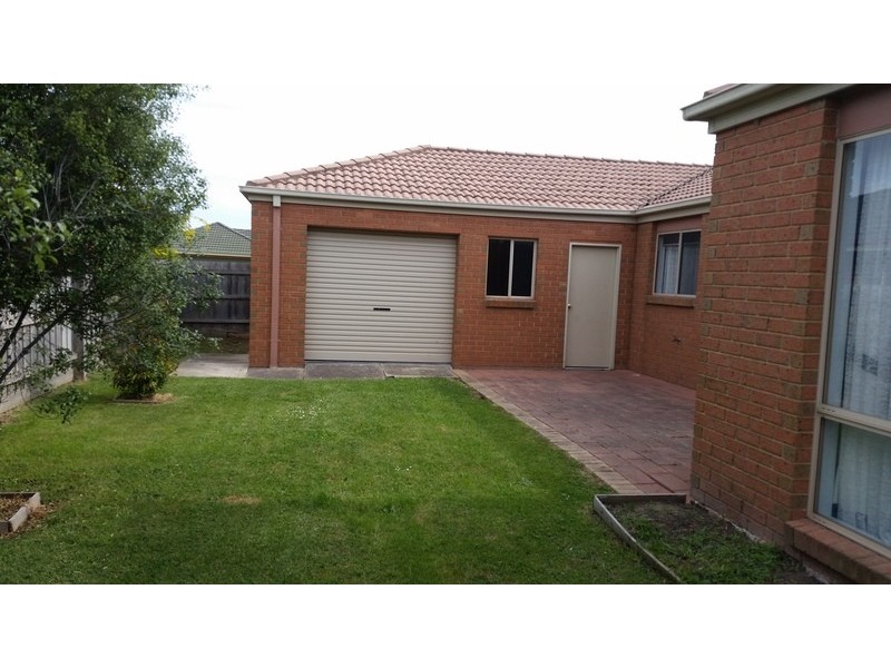 5 Mason Mews, Pakenham VIC 3810