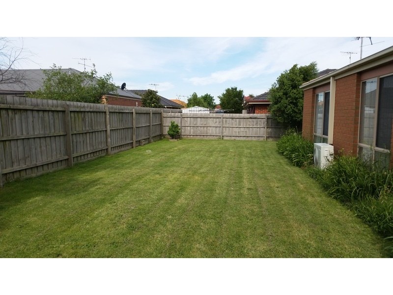 5 Mason Mews, Pakenham VIC 3810