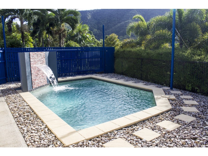 5 Royce Street, Redlynch QLD 4870