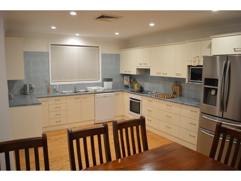 44  Burnett Street, Cessnock NSW 2325