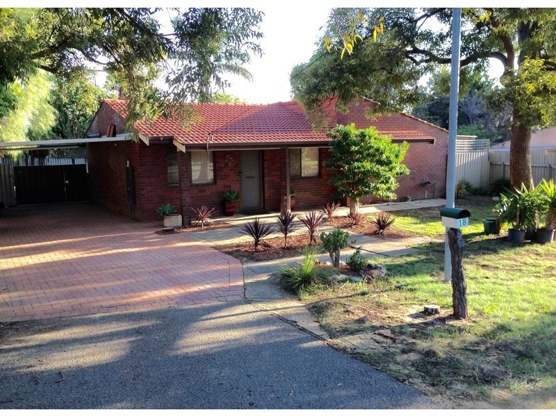 18  Palm Terrace, Forrestfield WA 6058