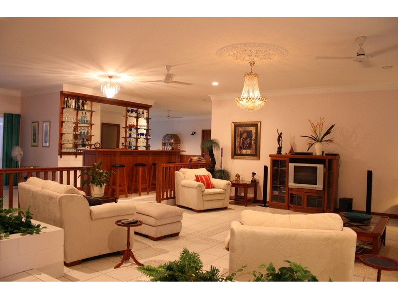 13 Spurwood Close, Wongaling Beach QLD 4852