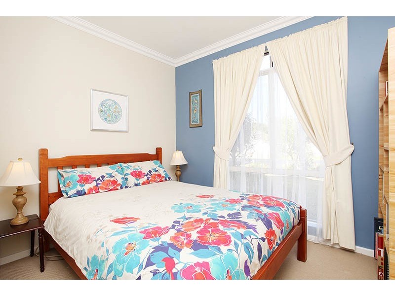 7 Seagull Drive, Broadwater WA 6280