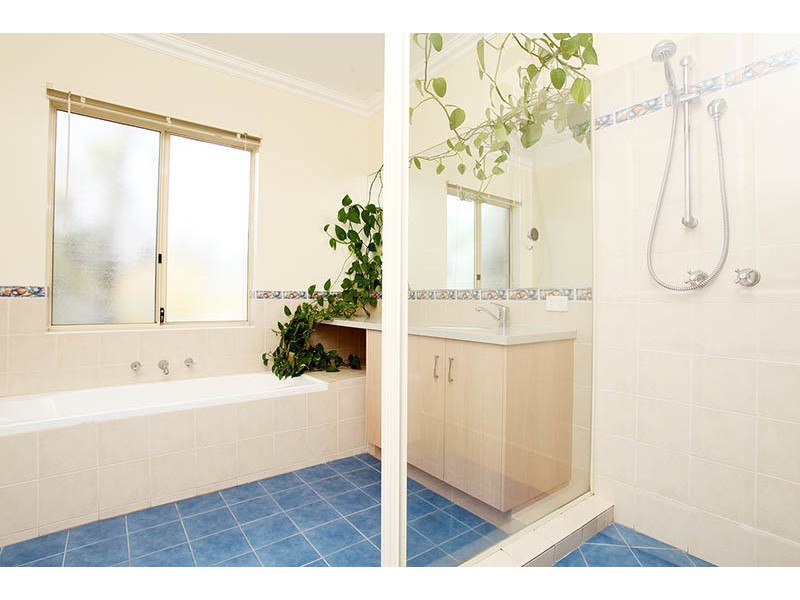 7 Seagull Drive, Broadwater WA 6280