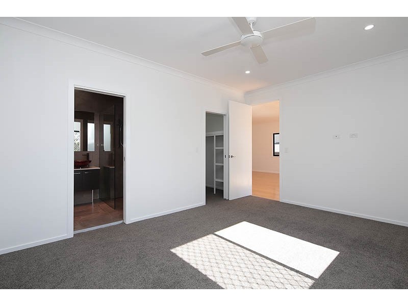 5 Plantation Place, Mackenzie QLD 4156