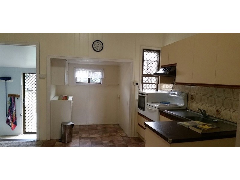 69 Fairymead Road, Bundaberg North QLD 4670