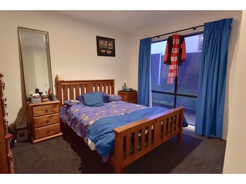 14 Clover Court, Romsey VIC 3434