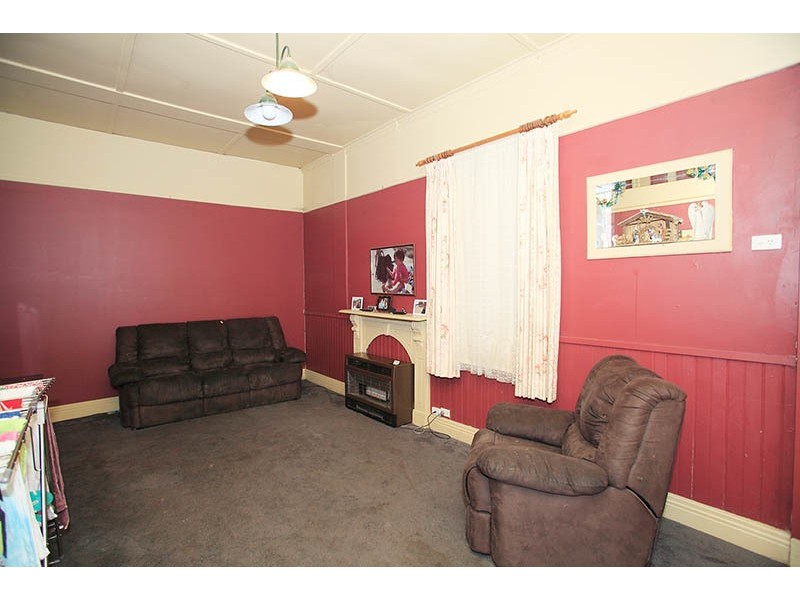 102 Mackay Street, Rochester VIC 3561