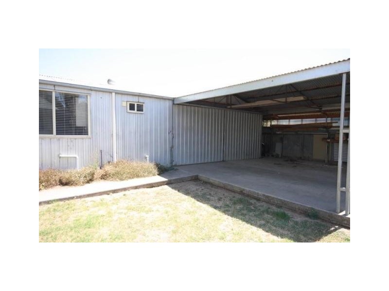 102 Mackay Street, Rochester VIC 3561