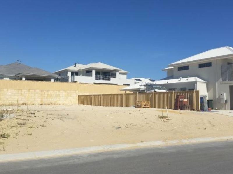 57 Blackpool Promenade, Iluka WA 6028