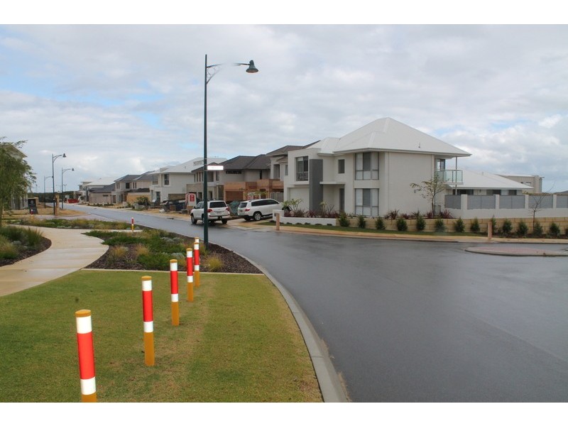 57 Blackpool Promenade, Iluka WA 6028