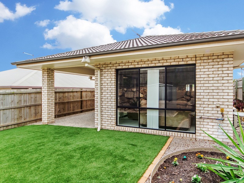 45 Sears Parade, North Lakes QLD 4509