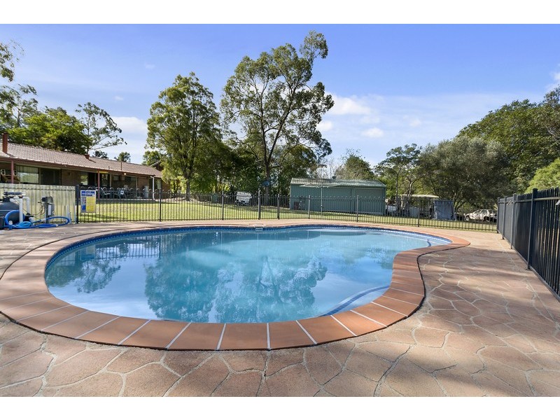 90 Lyndon Way, Karalee QLD 4306