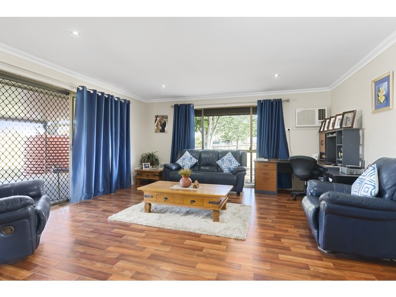 90 Lyndon Way, Karalee QLD 4306
