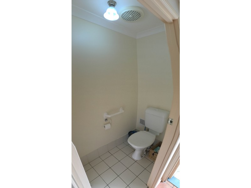 1/40 ANCONA STREET, Carrara QLD 4211